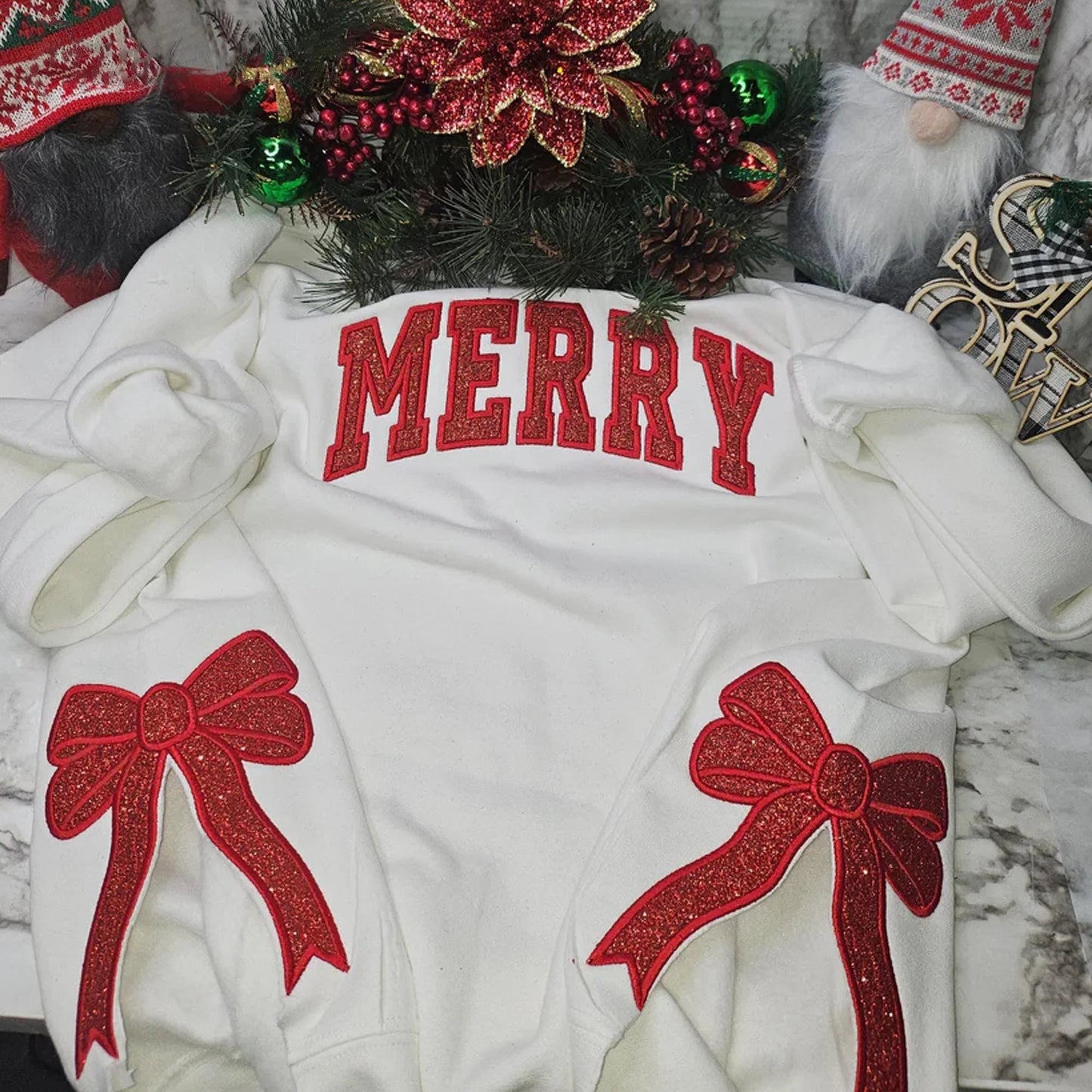 50% OFFâ¨Personalized Viral Bow Side SweatshirtđHoodie